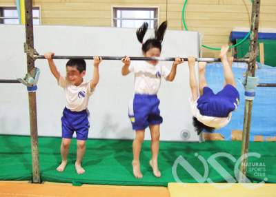 �c���N���X